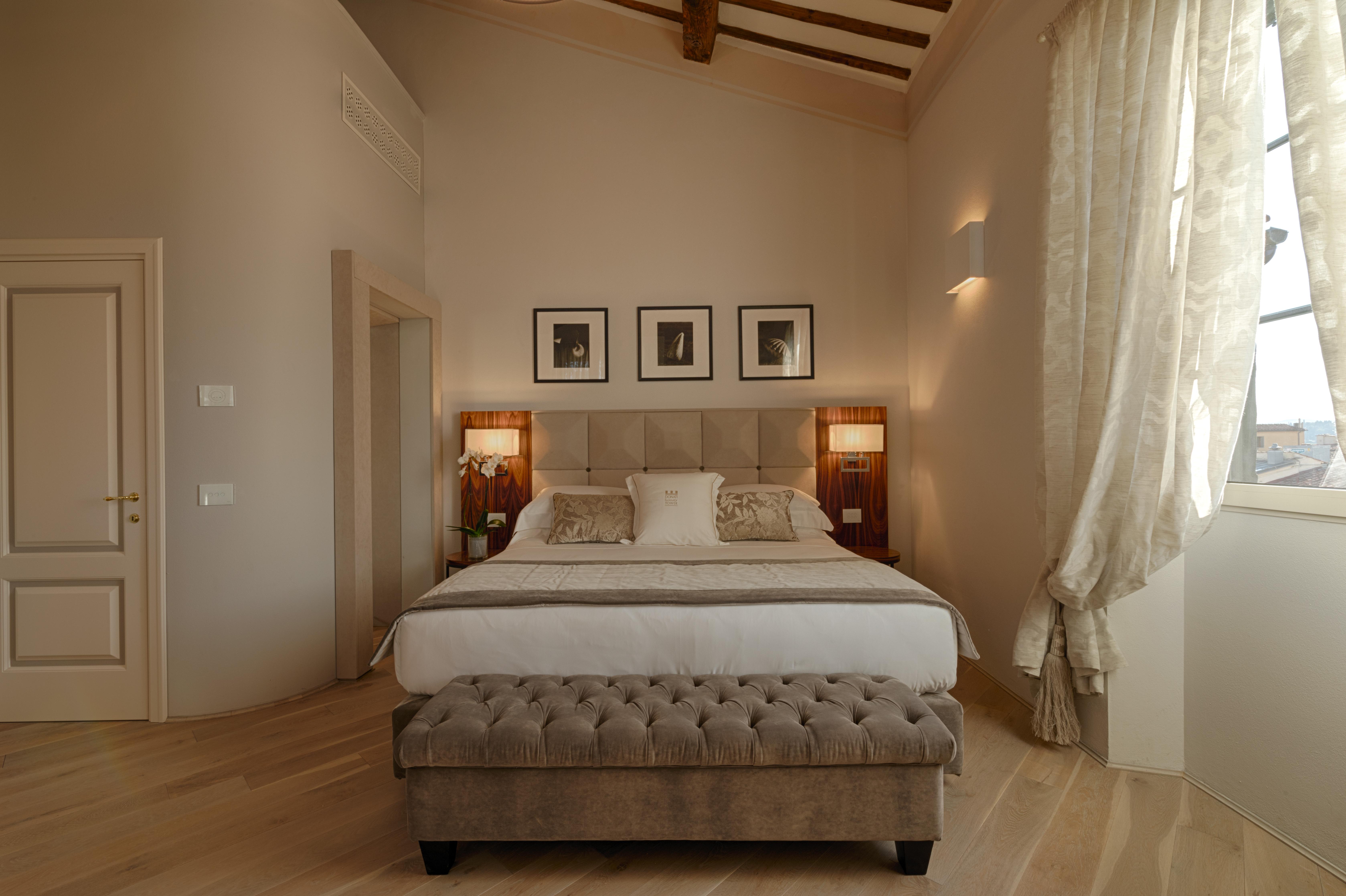 โดนาติ ลักชัวรี ทาวเวอร์ Hotel ฟลอเรนซ์ ภายนอก รูปภาพ