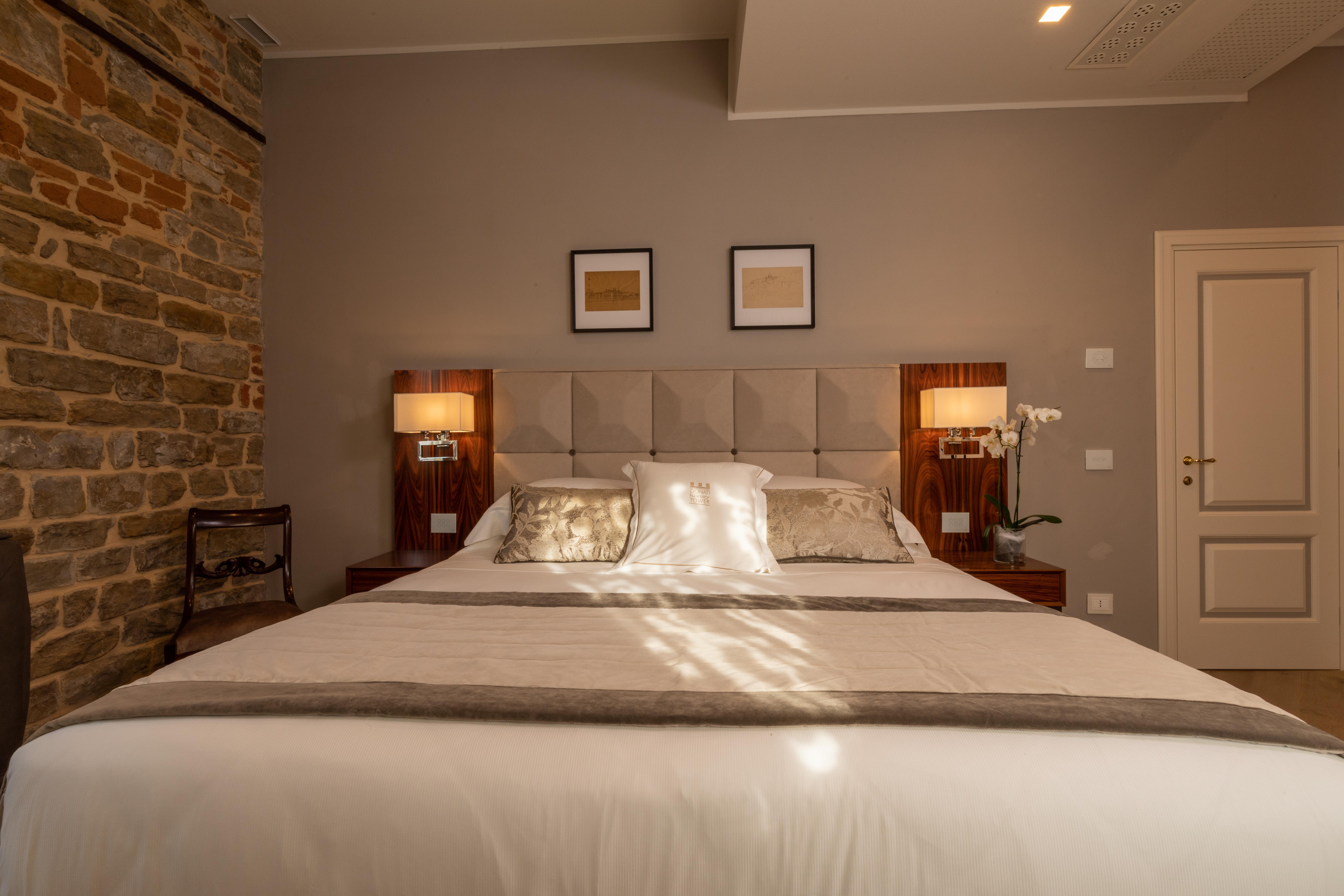 โดนาติ ลักชัวรี ทาวเวอร์ Hotel ฟลอเรนซ์ ภายนอก รูปภาพ
